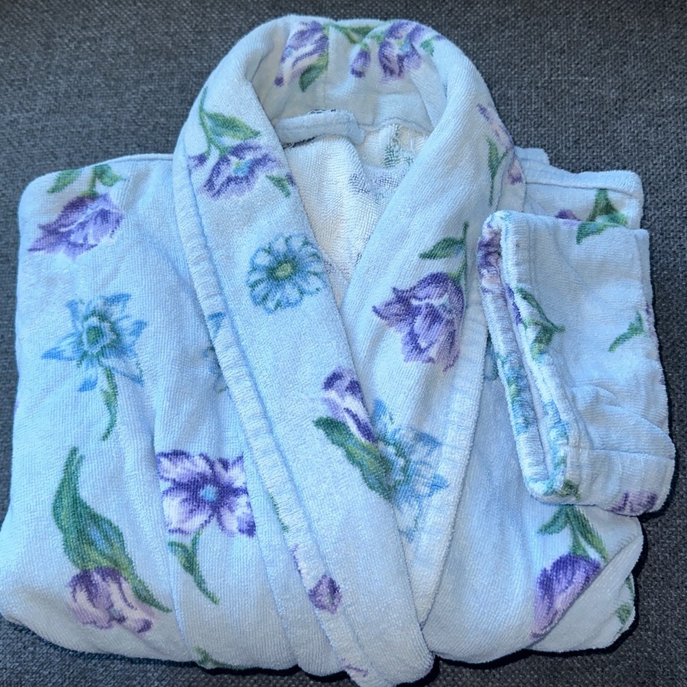 Floral Turkish terry cotton BathRobe - Picture 2 of 11